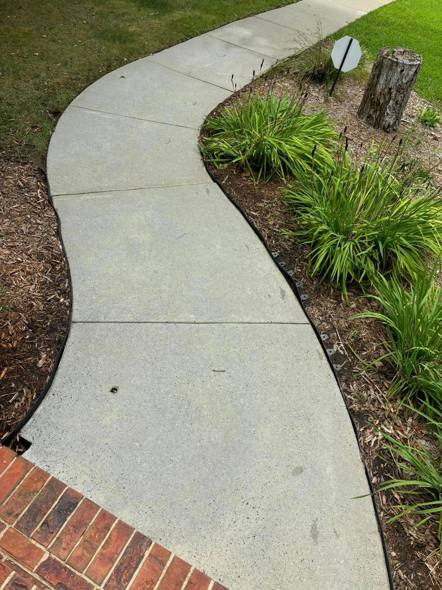 Concrete cleaning photo from Ector Pressure Washing