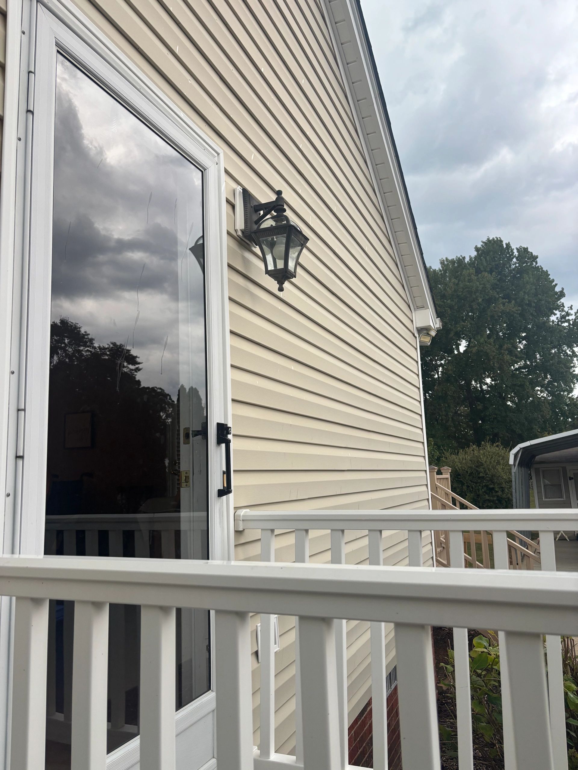 House washing result photo from Ector Pressure Washing